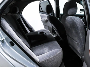 Седан Toyota Corolla 2001 года, 690000 рублей, Красноярск