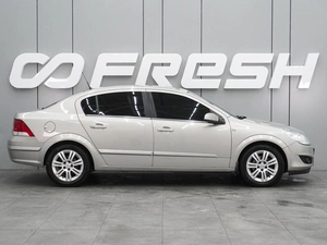 Седан Opel Astra 2008 года, 664000 рублей, Воронеж