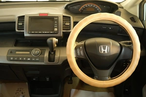 Минивэн Honda Freed 2010 года, 1049000 рублей, Омск