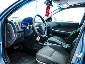 Хетчбэк Hyundai i30 2010 года, 849000 рублей, Красноярск