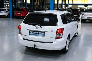 Универсал Toyota Corolla Fielder 2009 года, 898000 рублей, Солонцы