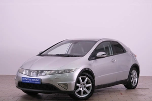 Хетчбэк Honda Civic 2007 года, 719000 рублей, Омск