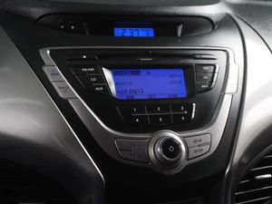 Седан Hyundai Elantra 2013 года, 1030000 рублей, Минеральные Воды