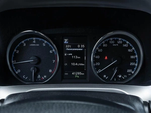 Внедорожник Toyota RAV4 2019 года, 3190000 рублей, Ставрополь