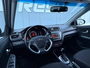 Седан Kia Rio 2016 года, 1150000 рублей, Ижевск