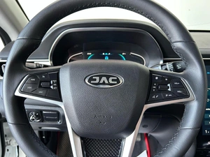 Хэтчбек JAC J7 2023 года, 1485000 рублей, Смоленск