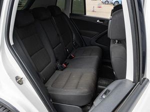 Внедорожник Volkswagen Tiguan 2013 года, 1020000 рублей, Краснодар