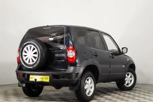 Внедорожник Chevrolet Niva 2015 года, 599000 рублей, Пермь