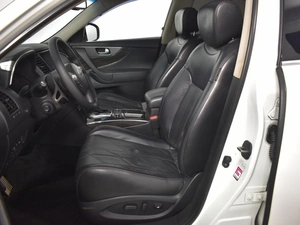 Внедорожник Infiniti QX70 2014 года, 1697200 рублей, Казань