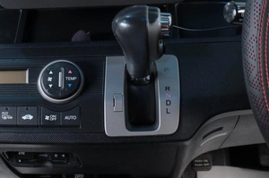Минивэн Honda Freed 2012 года, 1439000 рублей, Челябинск