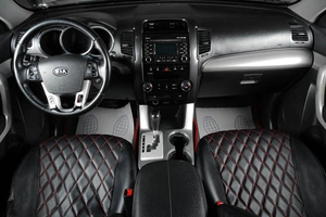 Внедорожник Kia Sorento 2011 года, 1359000 рублей, Тюмень