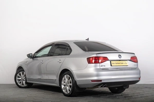 Седан Volkswagen Jetta 2018 года, 1579000 рублей, Томск