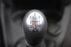 Седан Renault Logan 2016 года, 689000 рублей, Омск