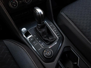 Внедорожник Volkswagen Tiguan 2018 года, 2015000 рублей, Краснодар