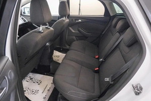 Хетчбэк Ford Focus 2014 года, 879000 рублей, Красноярск
