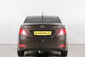 Седан Hyundai Solaris 2014 года, 679000 рублей, Красноярск