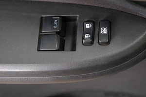 Седан Toyota Corolla 2012 года, 1229000 рублей, Омск