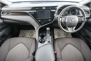 Седан Toyota Camry 2017 года, 2699000 рублей, Красноярск