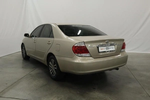 Седан Toyota Camry 2005 года, 900000 рублей, Курск