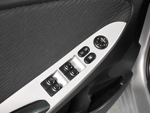 Седан Hyundai Solaris 2014 года, 1239000 рублей, Аксай