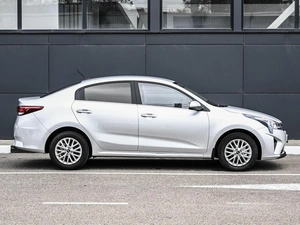 Седан Kia Rio 2021 года, 1624070 рублей, Кирилловка