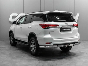 Внедорожник Toyota Fortuner 2019 года, 4240000 рублей, Тюмень