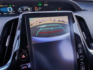 Лифтбек Toyota Prius 2017 года, 2310000 рублей, Краснодар