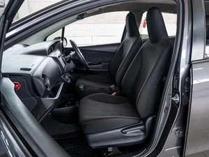 Хетчбэк Toyota Vitz 2018 года, 954000 рублей, Краснодар