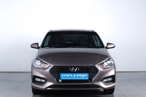 Седан Hyundai Solaris 2019 года, 1299000 рублей, Челябинск