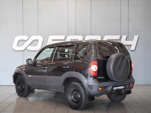 Внедорожник Chevrolet Niva 2017 года, 840000 рублей, Муром
