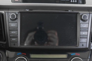 Внедорожник Toyota RAV4 2019 года, 2979000 рублей, Кемерово