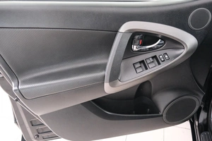 Внедорожник Toyota RAV4 2012 года, 1429000 рублей, Красноярск