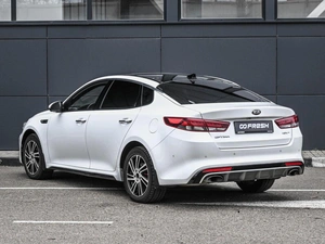 Седан Kia Optima 2016 года, 1844000 рублей, Кирилловка