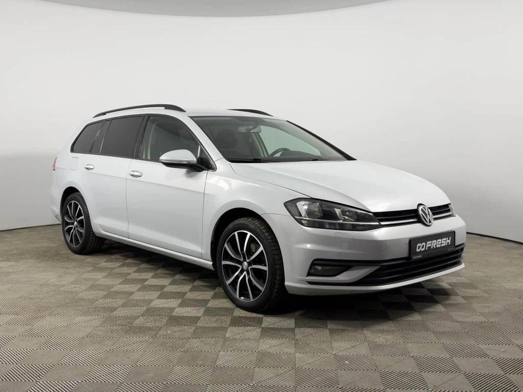 Универсал Volkswagen Golf 2017 года, 1090000 рублей, Казань