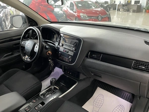 Внедорожник Mitsubishi Outlander 2019 года, 1847000 рублей, Солонцы