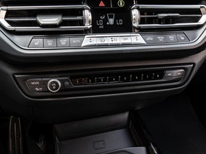 Хетчбэк BMW 1 серия 2020 года, 1970000 рублей, Краснодар