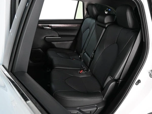 Внедорожник Toyota Highlander 2026 года, 5649000 рублей, Ростов-на-Дону