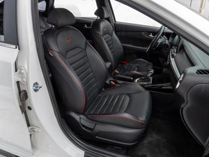 Хетчбэк Kia K3 2021 года, 2929000 рублей, Саратов