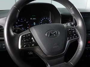 Седан Hyundai Solaris 2022 года, 1835000 рублей, Минеральные Воды