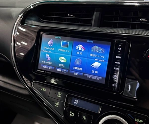 Хетчбэк Toyota Aqua 2018 года, 1250000 рублей, Красноярск