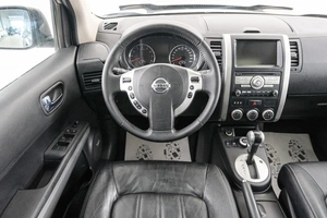 Внедорожник Nissan X-Trail 2011 года, 1299000 рублей, Красноярск