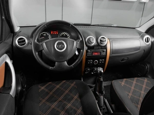 Универсал ВАЗ (LADA) Largus Cross 2018 года, 900000 рублей, Тюмень