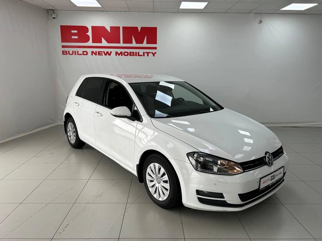 Хэтчбек Volkswagen Golf 2014 года, 965000 рублей, Смоленск
