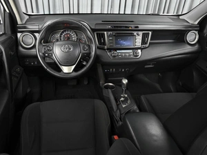 Внедорожник Toyota RAV4 2015 года, 1920000 рублей, Ставрополь