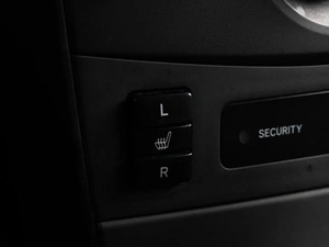 Седан Toyota Corolla 2011 года, 1179000 рублей, Тюмень