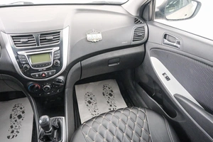 Седан Hyundai Solaris 2011 года, 849000 рублей, Красноярск