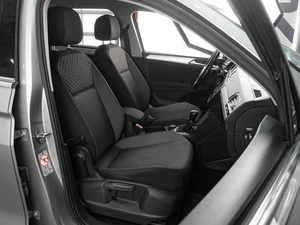 Внедорожник Volkswagen Tiguan 2017 года, 2475000 рублей, Тюмень