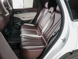 Внедорожник Geely Monjaro 2023 года, 2849000 рублей, Воронеж