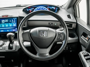 Минивэн Honda Freed 2012 года, 1150000 рублей, Красноярск