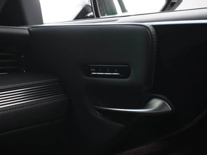 Седан Lexus LS 2018 года, 3900055 рублей, Москва